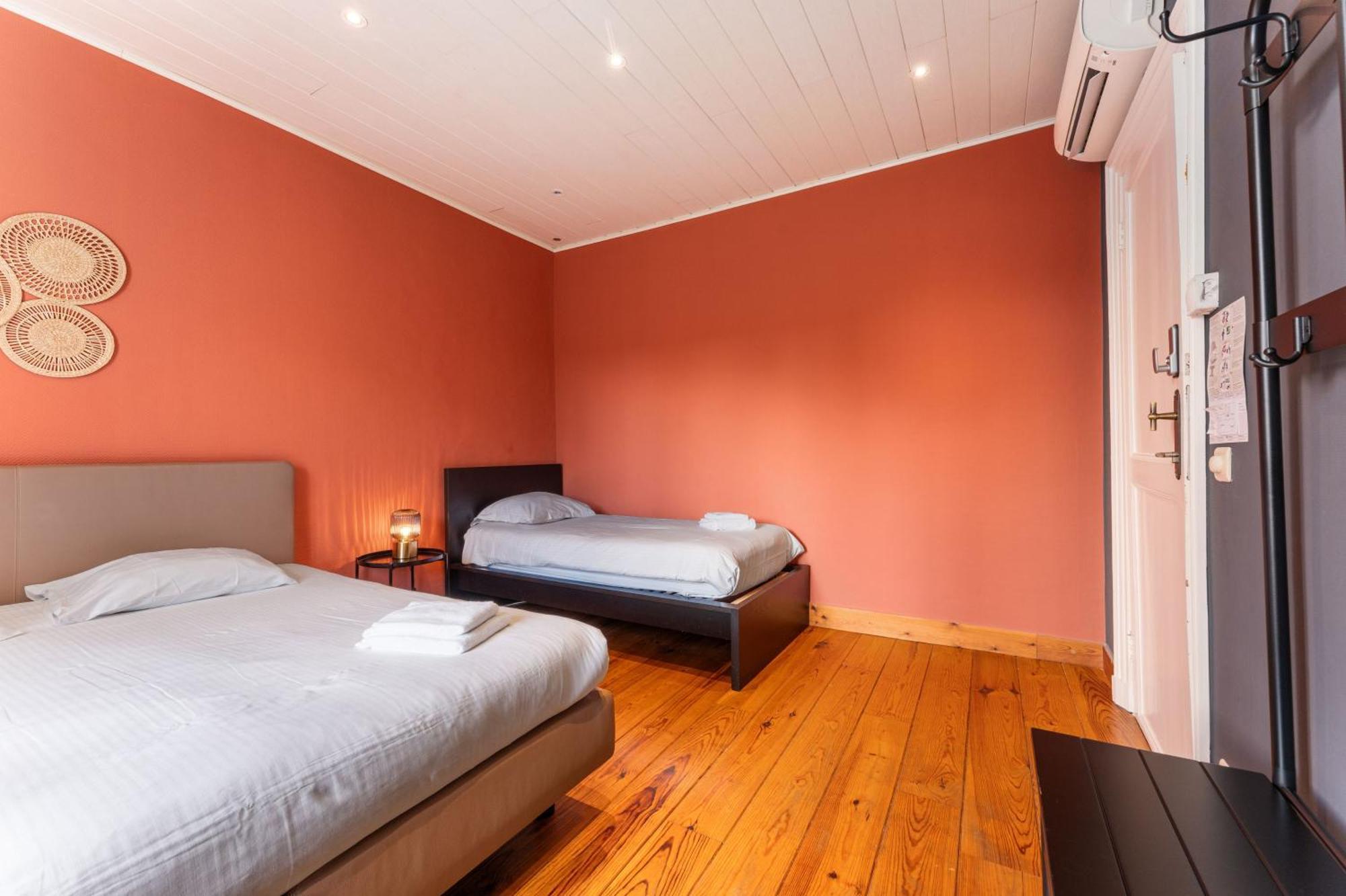 Lake Suites Bruges Luaran gambar