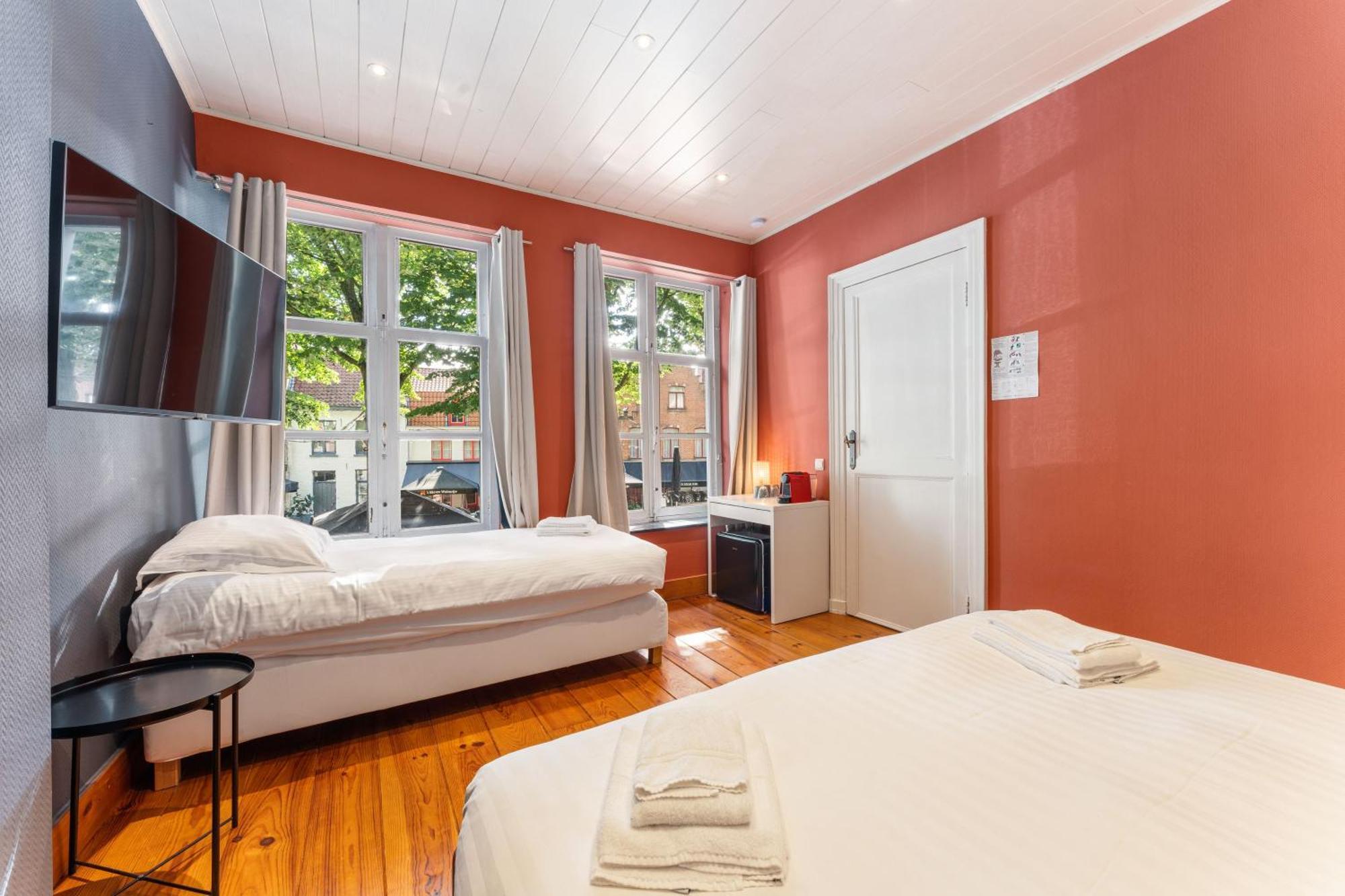 Lake Suites Bruges Luaran gambar