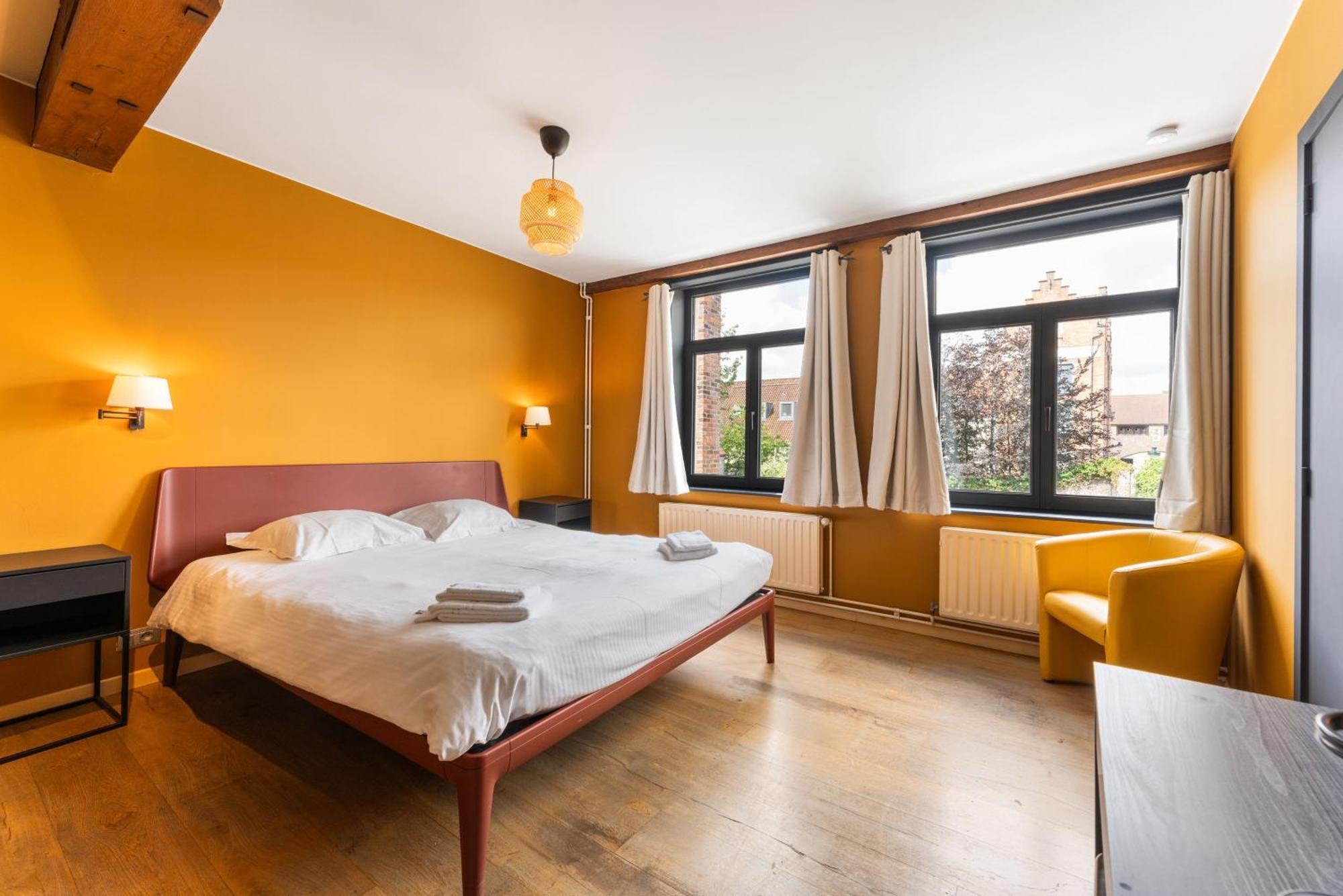 Lake Suites Bruges Luaran gambar