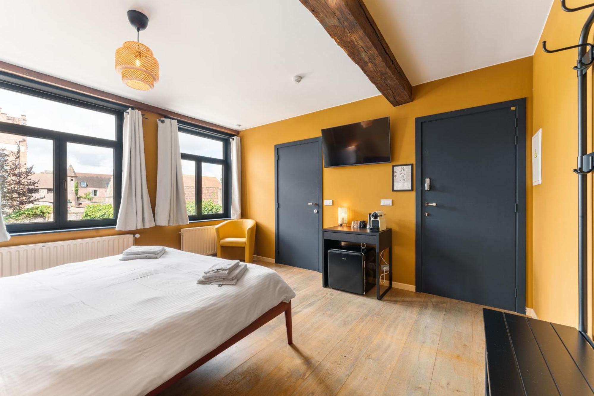 Lake Suites Bruges Luaran gambar